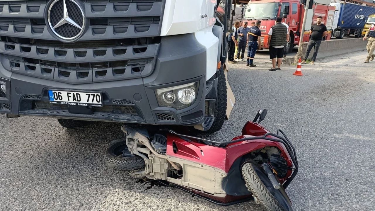 Hac Yolunda Acı Kayıp: Yardım Etmek İsterken Hayatını Kaybetti